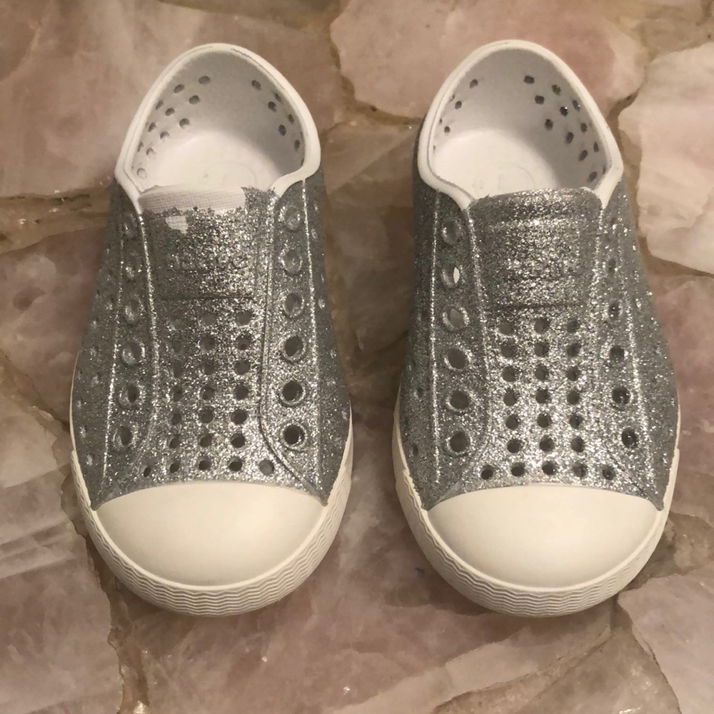 Silver Sparkly Native toddler shoes size 6